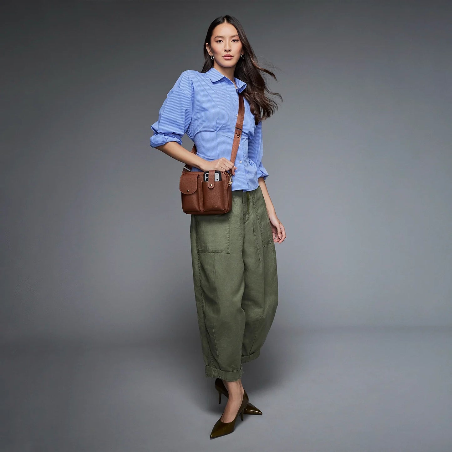 Dillon Dual Pocket Crossbody Bag - Cognac/Gold