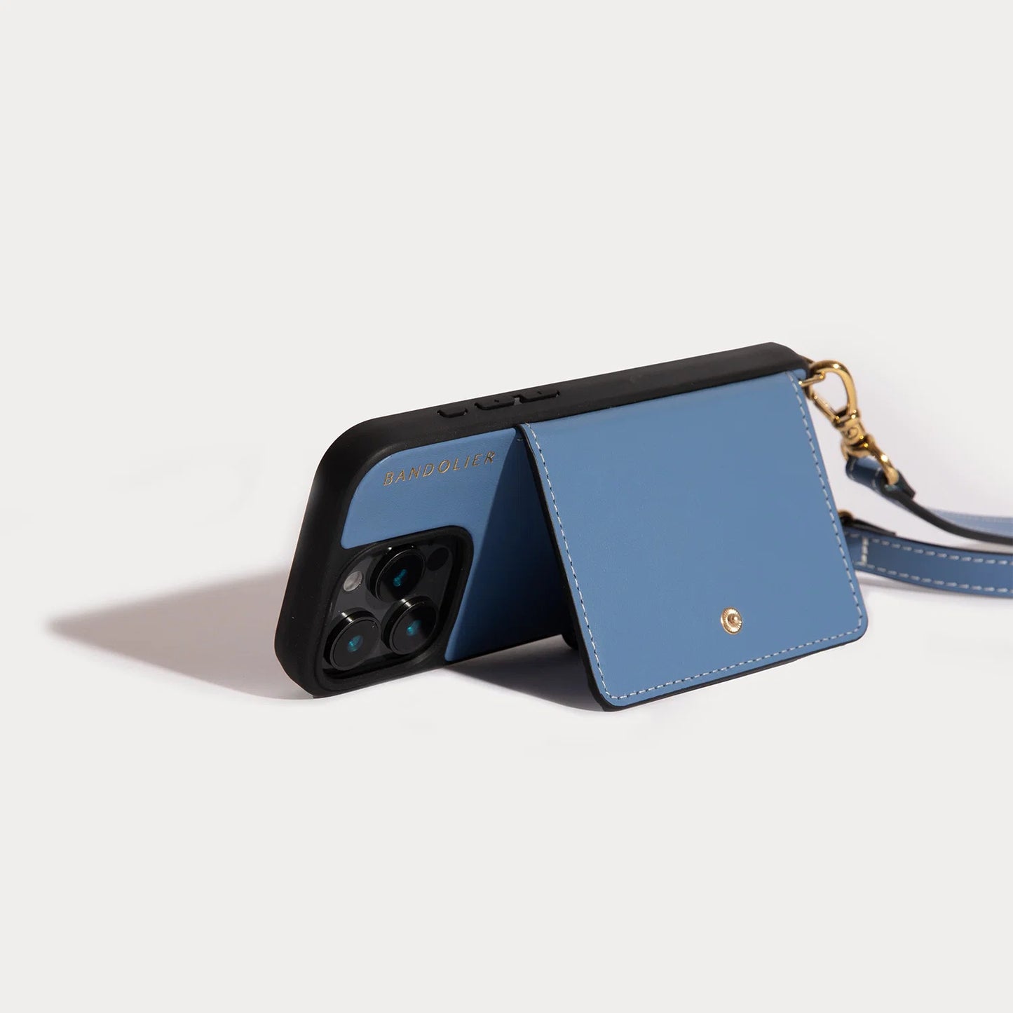 Casey Magsafe Charging Crossbody Bandolier