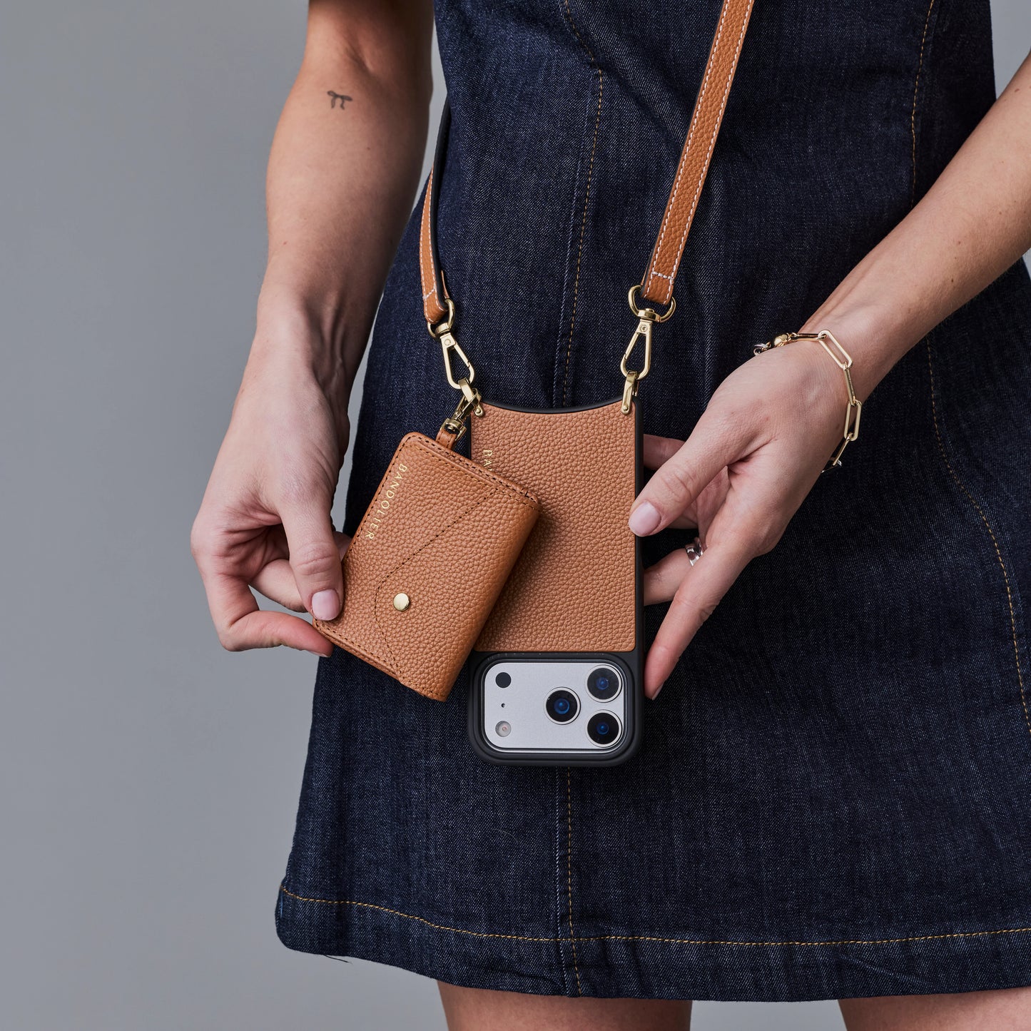 Remi Magnet Wallet Crossbody Phone Case