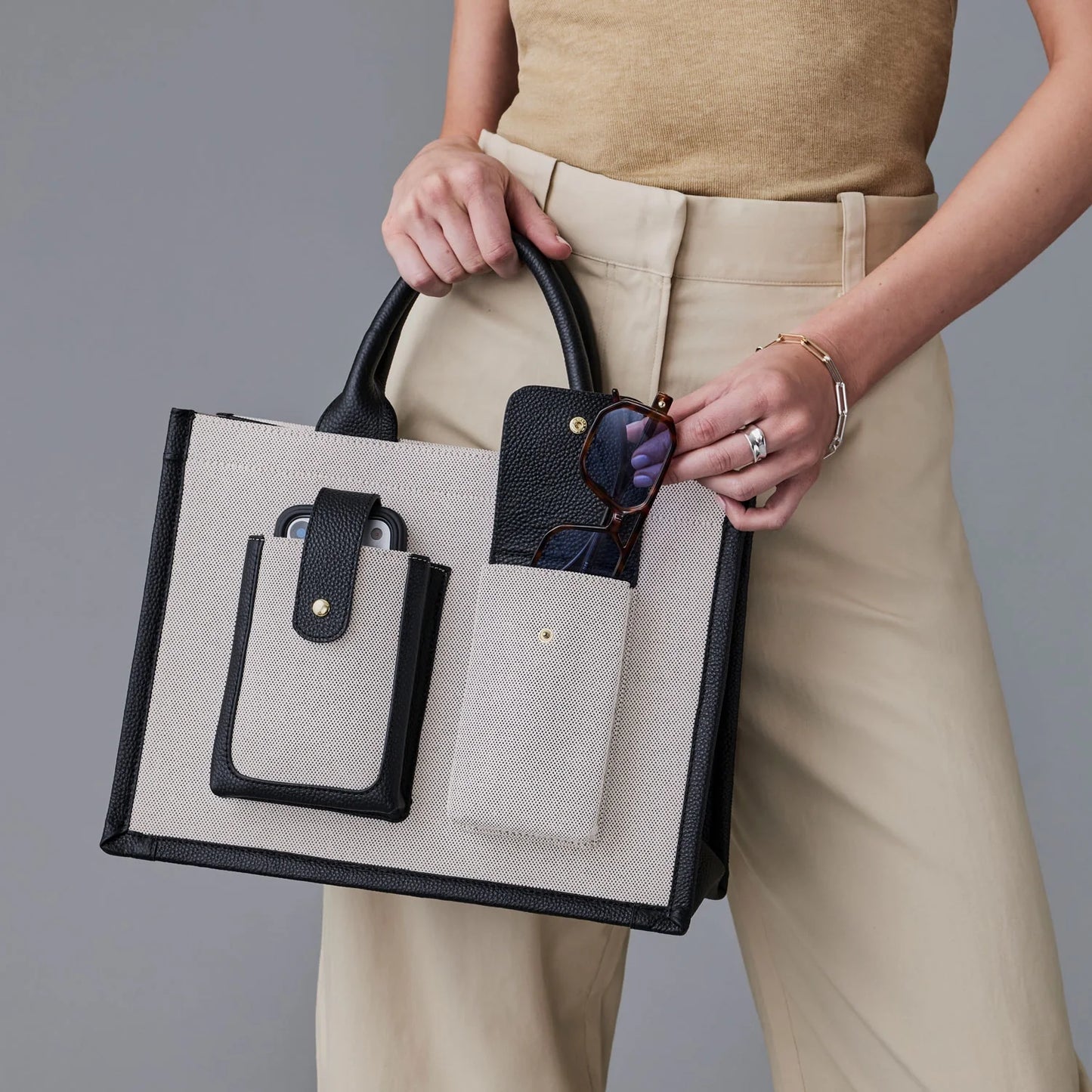 Dillon Book Tote - Cream Black/Gold