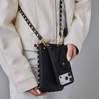 Round Studded Expanded Pouch