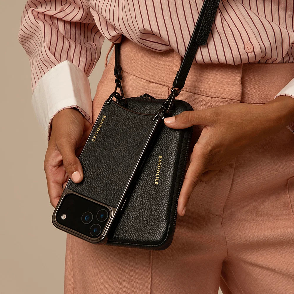 Rayna Chrome Pouch Set - Black/Pewter